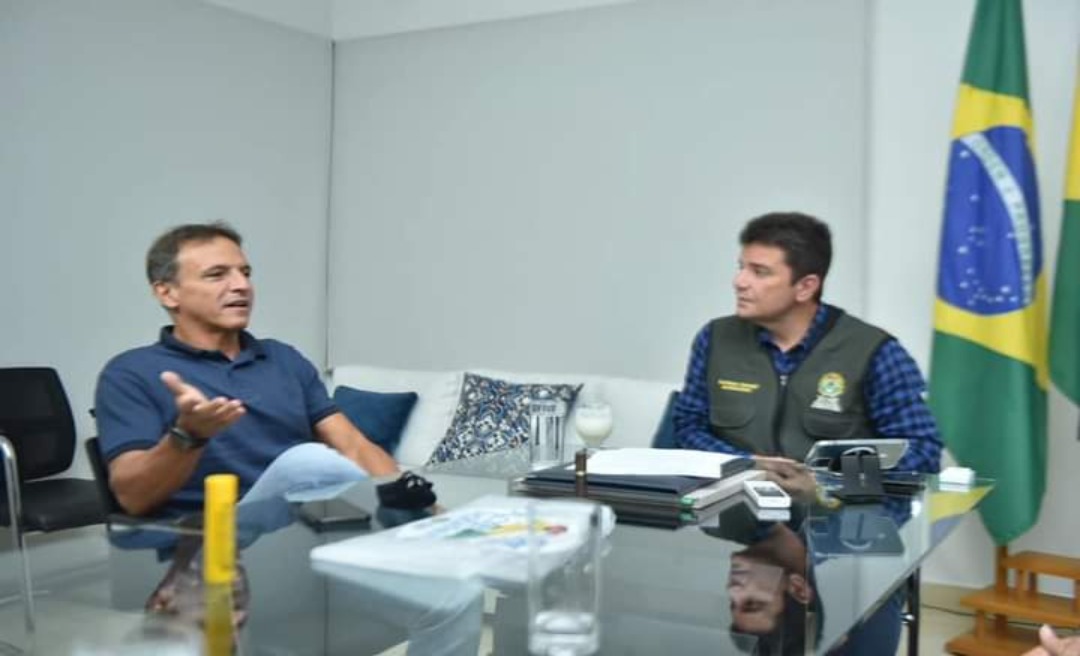 Márcio reaparece no Acre e é recebido por Gladson, com quem estava "chateado"